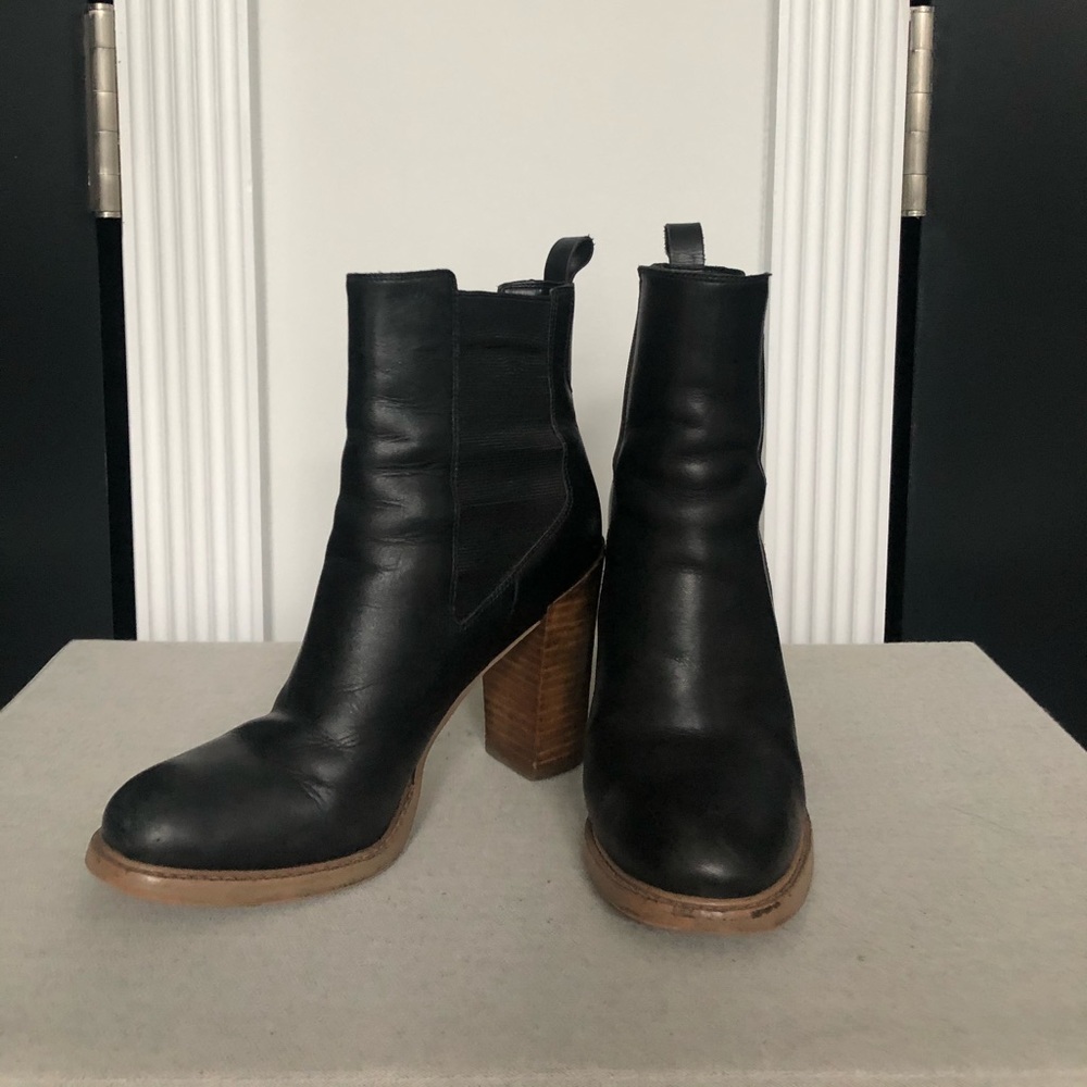 MARC FISHER Ankle Boots
